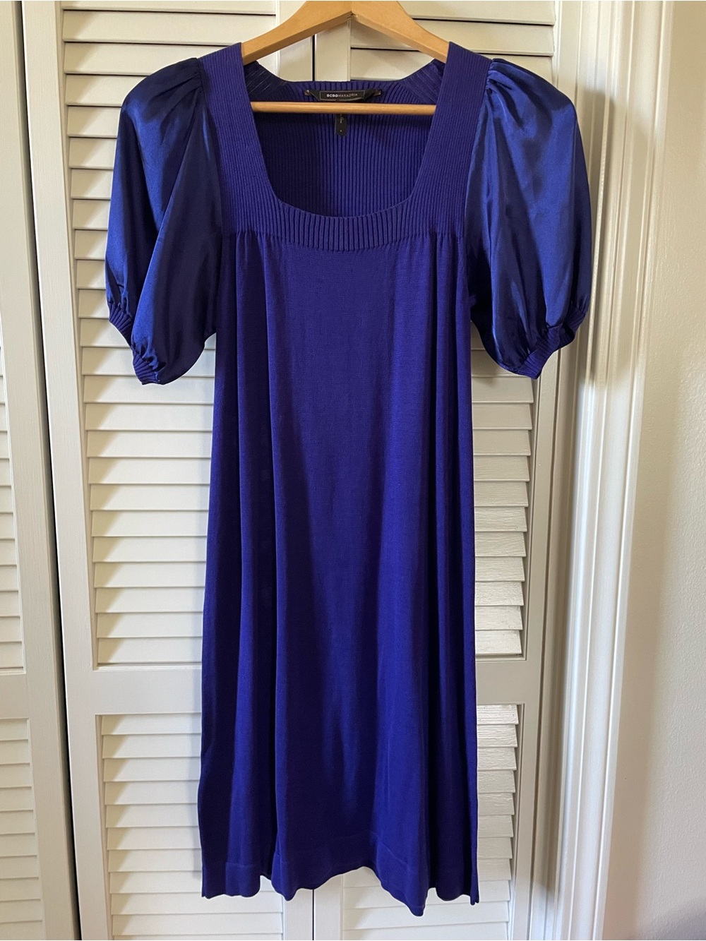 Silk BCBG Max Azaria Cobalt Blue Puff-Sleeve Knit Dress sz S Like New